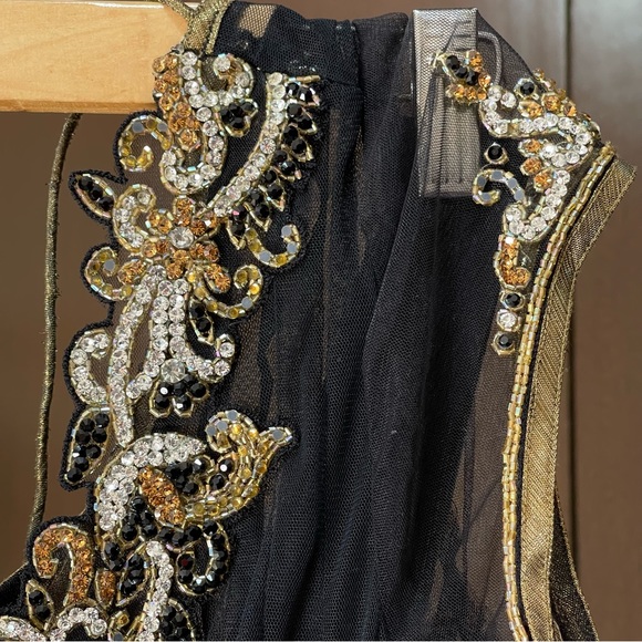 Heavy work Elegant Net Kurta set for Women - Picture 10 of 17